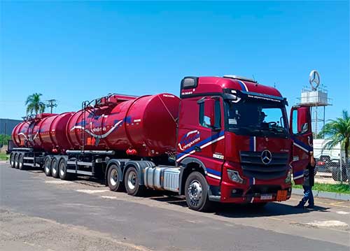 Ademir Transportes adquire caminhões Mercedes-Benz Actros 2653 para uso com rodotrem tanque de combustível