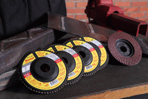 Starrett lança nova família de discos flap como ponte para a mecanização de desbastes e acabamentos em metais