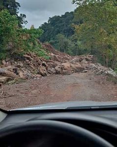 Escavadeira e funcionário da Link-Belt completam 1 mês atuando em obras do RS