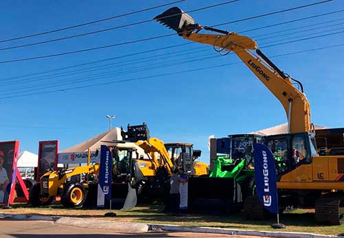 LiuGong apresenta portfólio de equipamentos na Bahia Farm Show 2024