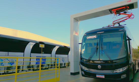 Protótipo de ônibus elétrico com bateria com Nióbio utiliza tecnologia de recarga ultrarrápida da ABB inédita na América Latina