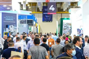 Francal realiza primeira premiação da Pneushow e Expobor e destaca conexões internacionais