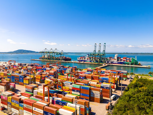 Encontro visa agilizar exportações de madeira do Paraná via porto catarinense