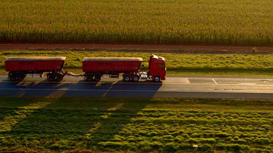 Em nova campanha, Bradesco reforça parceria com o agronegócio