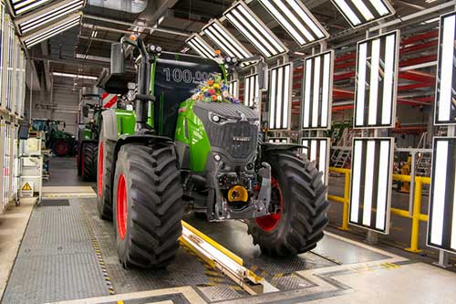 Fendt produz o 100.000° unidade do Fendt 700 Vario e celebra um legado de sucesso global