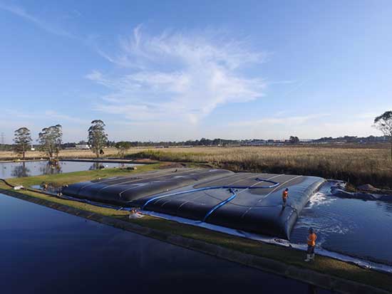 Manutenção periódica de lagoas industriais reduz impactos ao meio ambiente