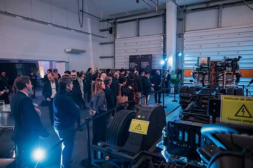Ônibus elétrico fabricado pela Mercedes-Benz do Brasil chega ao mercado argentino