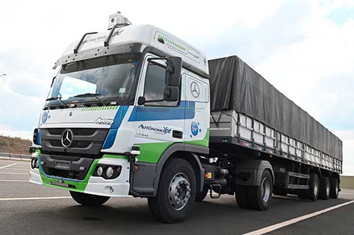 Mercedes-Benz do Brasil é líder em tecnologias de automação para caminhões em ambientes controlados