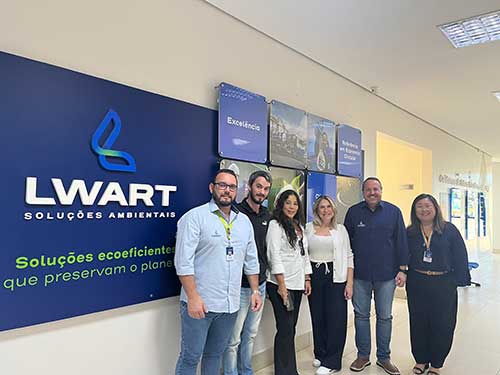 Equipe do GP São Paulo visita planta industrial de rerrefino de óleo lubrificante usado em Lençóis Paulista