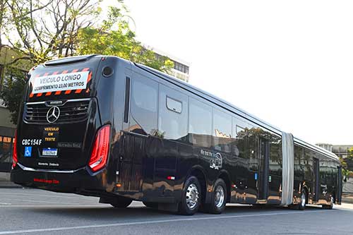 Ônibus articulados Mercedes-Benz O 500 destacam-se como soluções eficientes e rentáveis para BRT e corredores