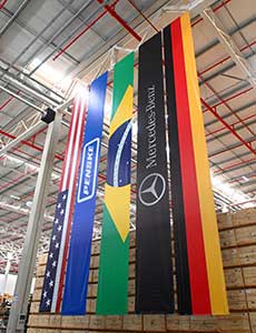 Mercedes-Benz inicia operações de sua nova central de peças de caminhões e ônibus em Itupeva