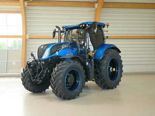 New Holland produz dois milhões de tratores na fábrica na Inglaterra