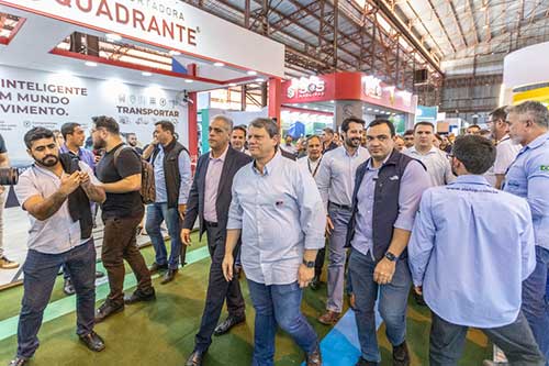 “As respostas que o mundo precisa para a descarbonização estão aqui”, declarou o governador Tarcísio de Freitas na abertura da 30ª Fenasucro & Agrocana