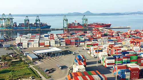 Porto Itapoá recebe Prêmio Portos + Brasil de 2024