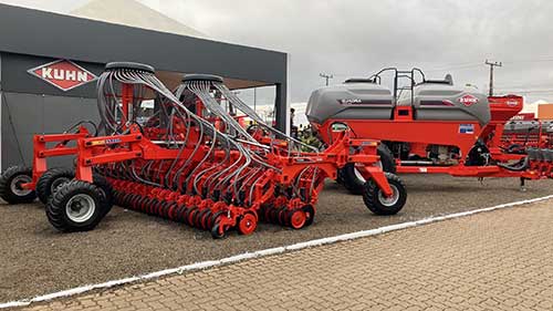Máquinas para cultura de arroz, semeadoras Quadra e Oriza são destaques da Kuhn do Brasil na 47ª Expointer