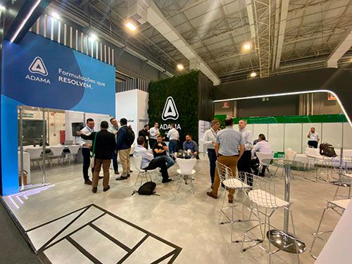 ADAMA apresenta avanços em formulação e reforça parceria com distribuidores no Congresso Andav 2024