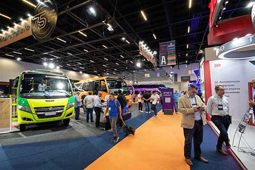 Lat.Bus 2024 supera previsão de visitação já no segundo dia de realização