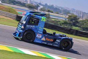 Copa Truck dá show dentro e fora da pista com casa lotada em Interlagos