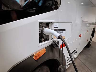 Mercado Livre mira otimização de entregas e utiliza vans 100% elétricas
