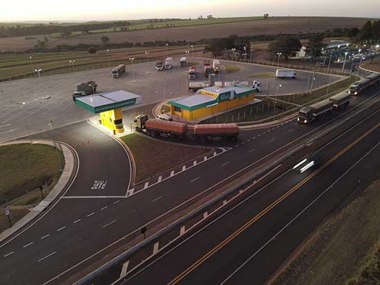 Arteris atende mais de cem mil caminhoneiros em três áreas de descanso