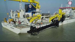 Draga da Jan De Nul está em atividade no Rio de Janeiro e recebe visita do Ministro de Portos