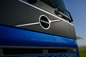 Volvo FH 2025 chega com avanços em produtividade e evolução de recursos de inteligência artificial