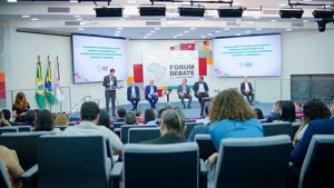 Fórum debate sobre desafios e oportunidades da transição energética brasileira