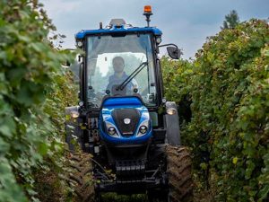 Sistema de orientação avançado da New Holland para tratores especiais ganha prêmio de inovação técnica da EIMA