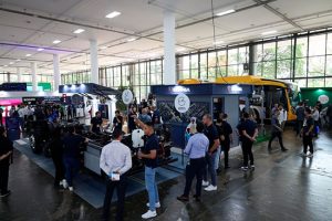 Debates sobre o futuro da indústria e da mobilidade sustentável marcam encerramento do Congresso SAE BRASIL 2024