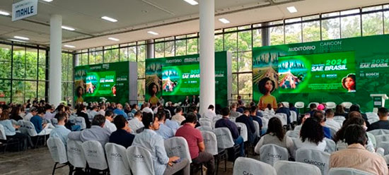 Primeiro dia do Congresso SAE BRASIL 2024 destaca inovações tecnológicas para mobilidade sustentável