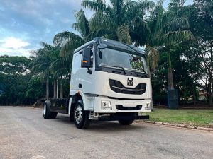XCMG vai mostrar na Fenatran seu primeiro caminhão médio 100% elétrico, de olho no mercado de limpeza urbana