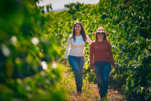 Mulheres rurais que inspiram: Liderança feminina e a integração de soluções tecnológicas no Agro