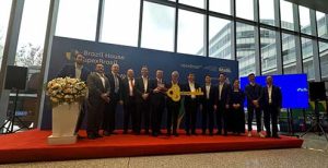 ApexBrasil recebe as chaves da Casa Brasil em Xangai, na China