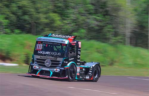 Bia Figueiredo utiliza a força e performance do Mercedes-Benz Actros na defesa da liderança da Copa Truck em Curvelo