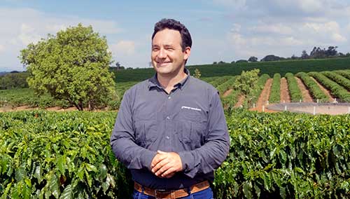 Com projeção de quebra de safra e déficit hídrico histórico, irrigação é a estratégia para boas produções de café arábica em 2025