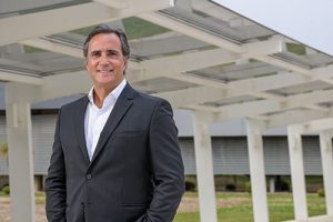 Volvo FH completa 30 anos de Brasil como o caminhão mais vendido do País, entre todas as categorias
