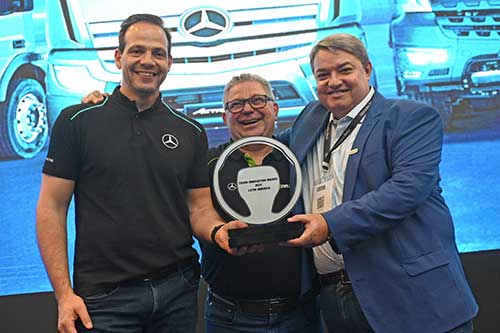 Mercedes-Benz e Grunner conquistam o Truck Innovation Award Latin America 2025