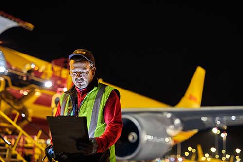 Aperam adere a programa de combustível verde da DHL Express para reduzir em até 80% as emissões de seus transportes aéreos de documentos