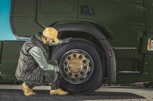 Ações promovidas em 2024 consolidam Dunlop Pneus como melhor parceira dos caminhoneiros