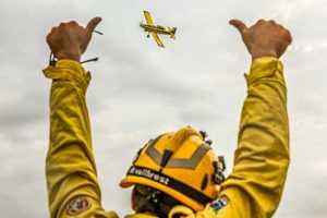 Aviação agrícola lançou 40,1 milhões de litros de água contra incêndios em 2024