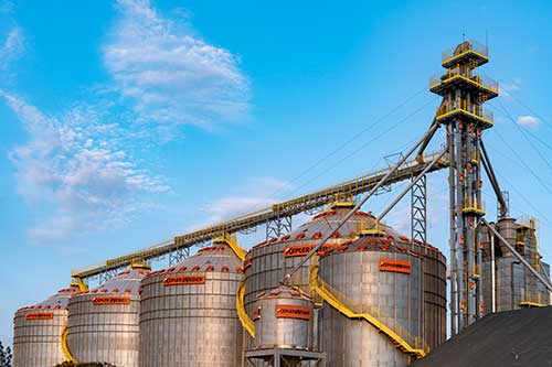 Novos produtos impulsionam negócios e Kepler Weber bate recorde de obras simultâneas