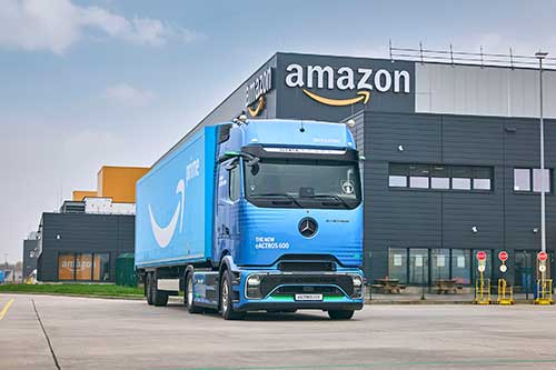 Mercedes-Benz Trucks recebe da Amazon o pedido de mais de 200 caminhões elétricos eActros 600