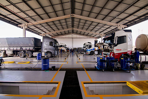 Tracbel é mais uma vez a líder brasileira em satisfação de clientes de caminhões Volvo