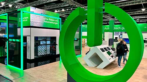 Schneider Electric anuncia colaboração com a PCAF como a primeira consultoria global de sustentabilidade a integrar o Programa de Parceria Credenciada
