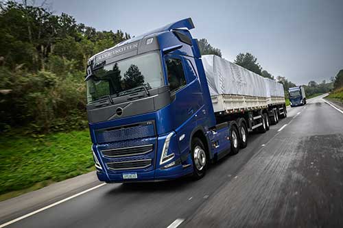 Volvo ganha quatro prêmios Lótus e é novamente a Marca de Caminhão Pesado do Brasil