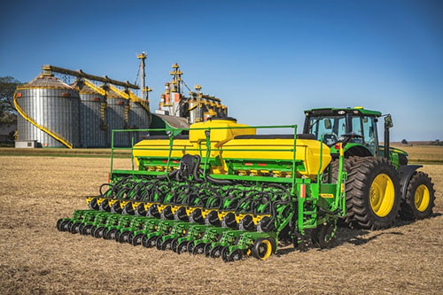 John Deere lança série de plantadeiras PL1200 e Carreta Graneleira GreenSystem no Show Rural Coopavel 2025