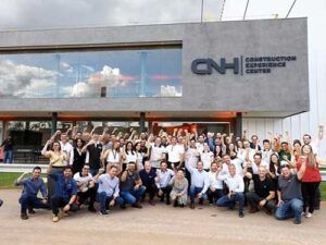 CNH inaugura novo Centro de Experiência do Cliente com foco em construção