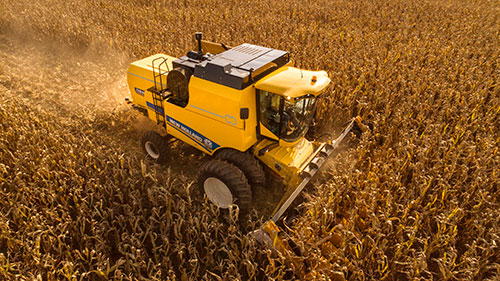 New Holland leva à Expodireto novo trator T6.140 Electro Command, com motor eletrônico