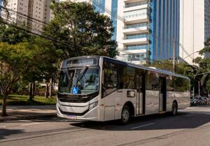 Grupo JAL renova frota com 70 ônibus Mercedes-Benz OF 1721