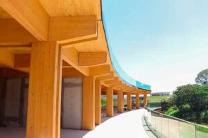 Atibaia recebe o Open Mall Praça Pitiguari, empreendimento sustentável, com o maior volume de madeira engenheirada da América Latina